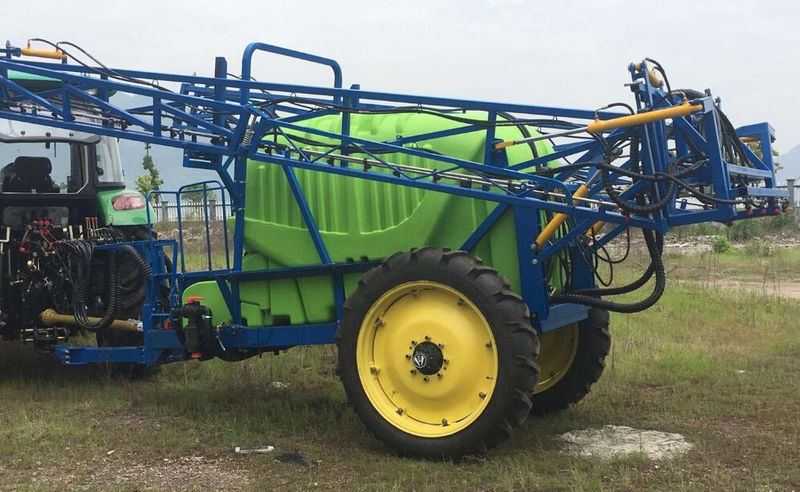 AGRICULTURAL BOOM SPRAYER(TRACOT SPRAYER)PQL22/3000